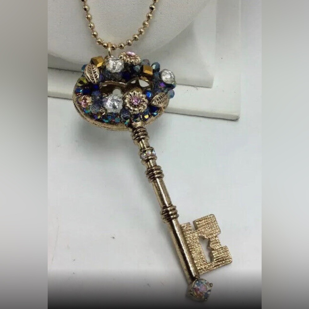 Betsey Johnson‎ Woven Cluster Key Long Pendant Necklace, 31'' new - Picture 8 of 13